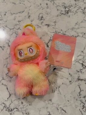 Labubu POP MART Big Into Energy (Loyalty)